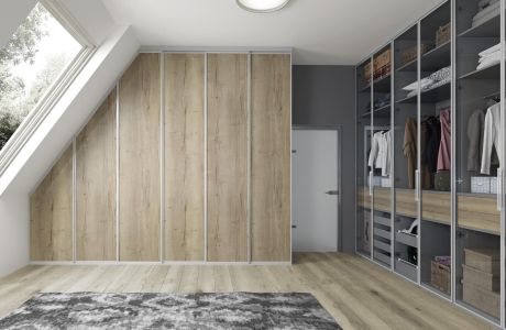 Jak navrhnout vestavěnou skříň do ložnice: kompletní průvodce od zaměření po montáž